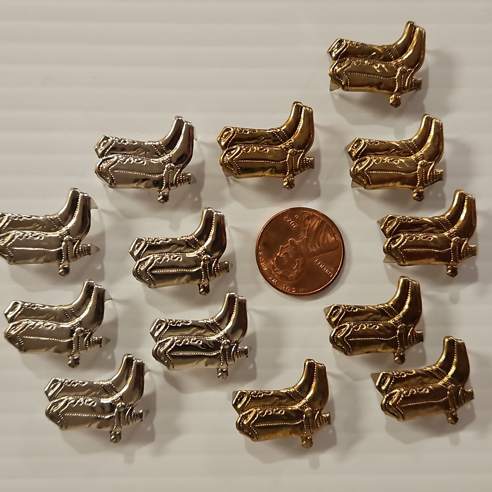 Lots of Western themed crafting brads charms and More silver blue gold - Picture 5 of 14